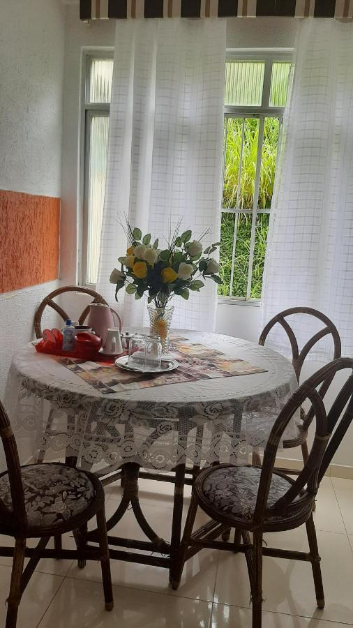 Bem Localizado Apartamento 2 Quartos Orla Rio Vermelho Ha 20 Min Da Barra-Ondina Internet Arcondicionado Salvador da Bahia Dış mekan fotoğraf